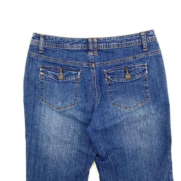 St. John's Bay Skimmer Back Flap Pockets Women's size 6 Dark Blue Denim Shorts - Picture 2 of 3